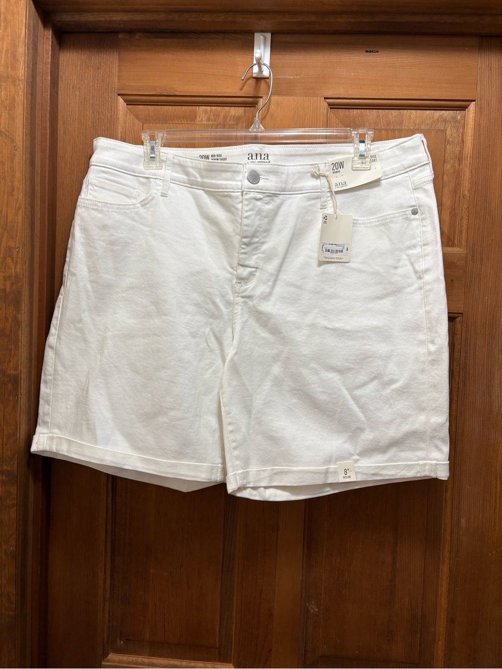 a.n.a Women's White Denim Rolled-Hem Shorts